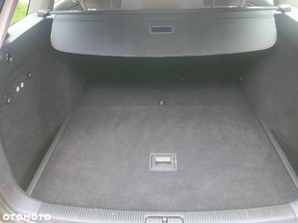 Volkswagen Golf - 13