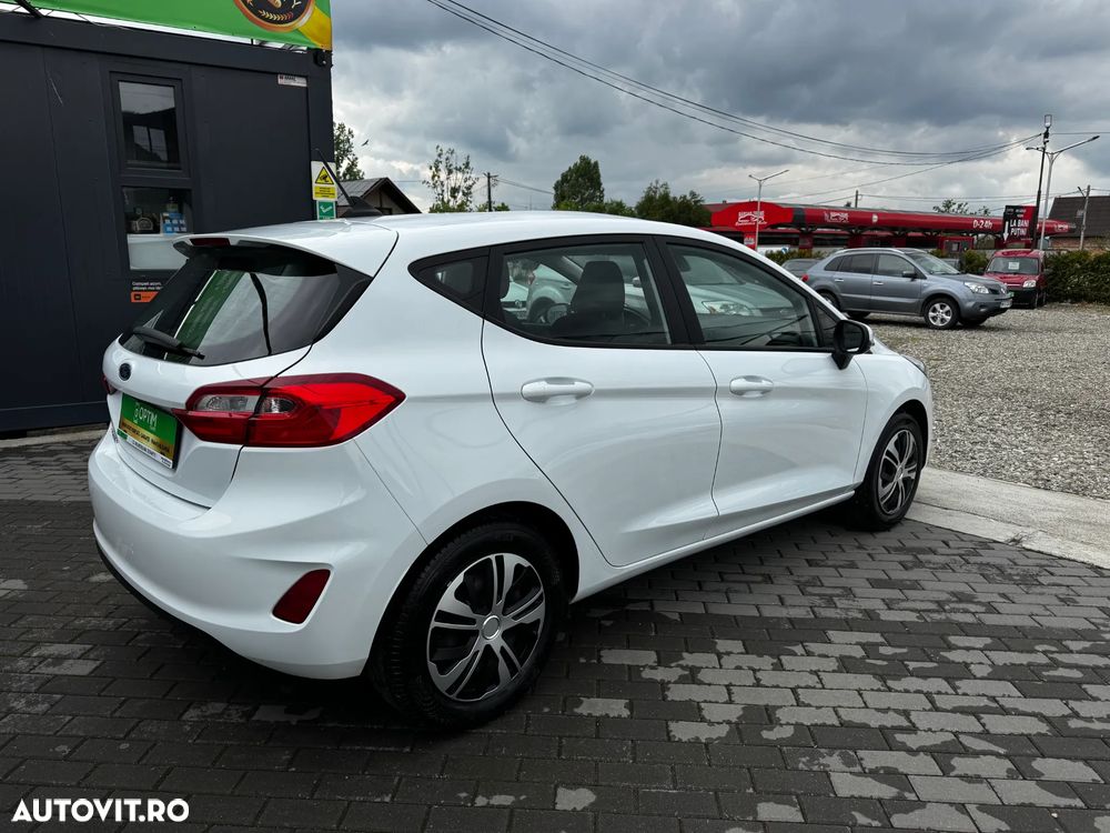 Ford Fiesta - 11