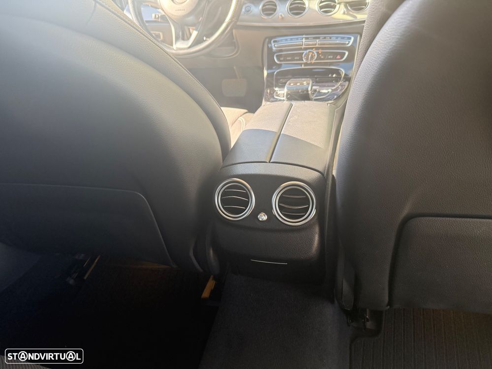 Mercedes-Benz E 220 d Avantgarde 4-Matic - 22