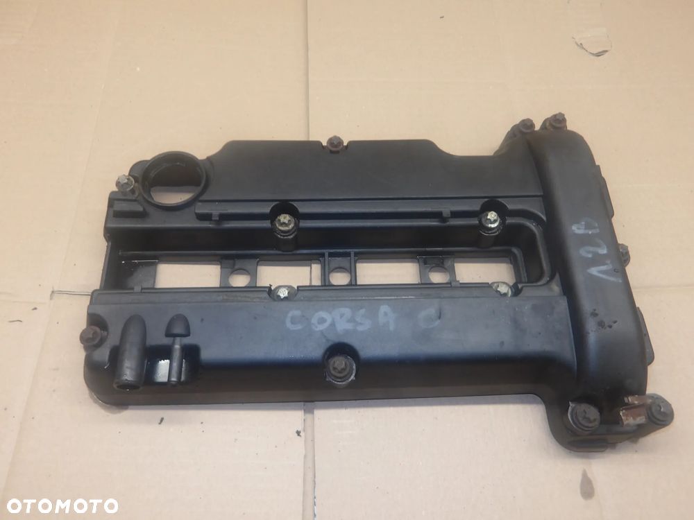 OPEL CORSA C 00-03 1.2B POKRYWA ZAWORÓW 24403787 - 1