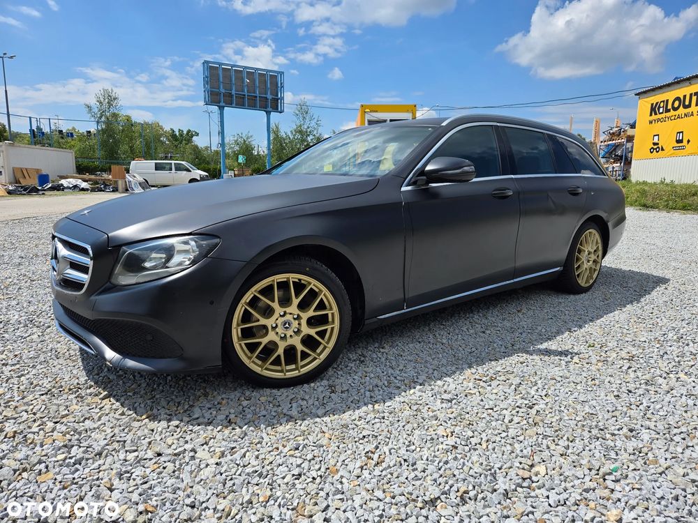 Mercedes-Benz Klasa E 200 d T 9G-TRONIC - 1