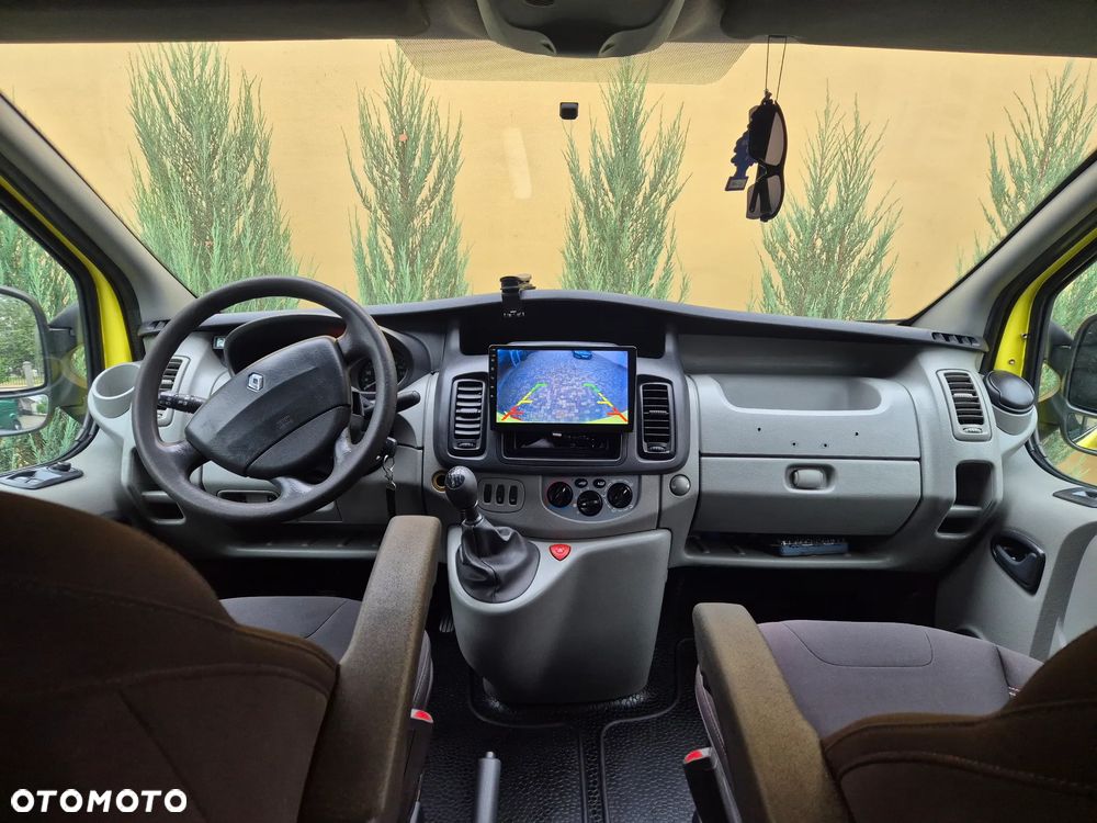 Renault Trafic - 12