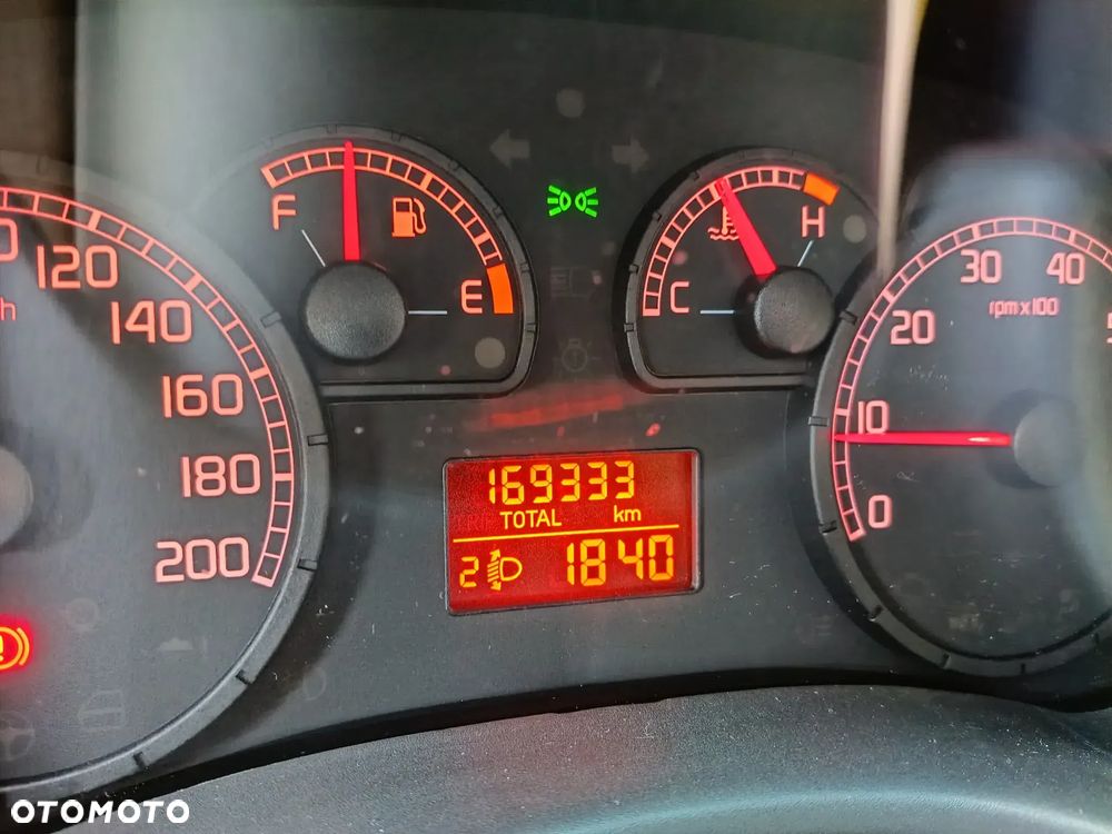Fiat Punto 1.2 8V - 6