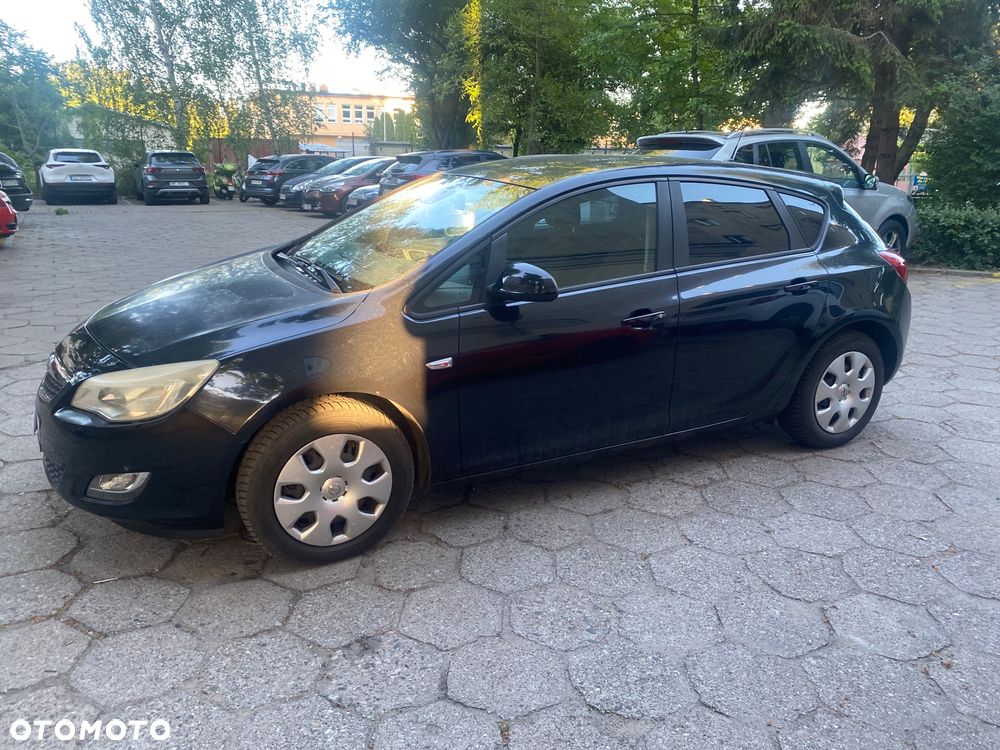 Opel Astra 1.4 Cosmo - 1