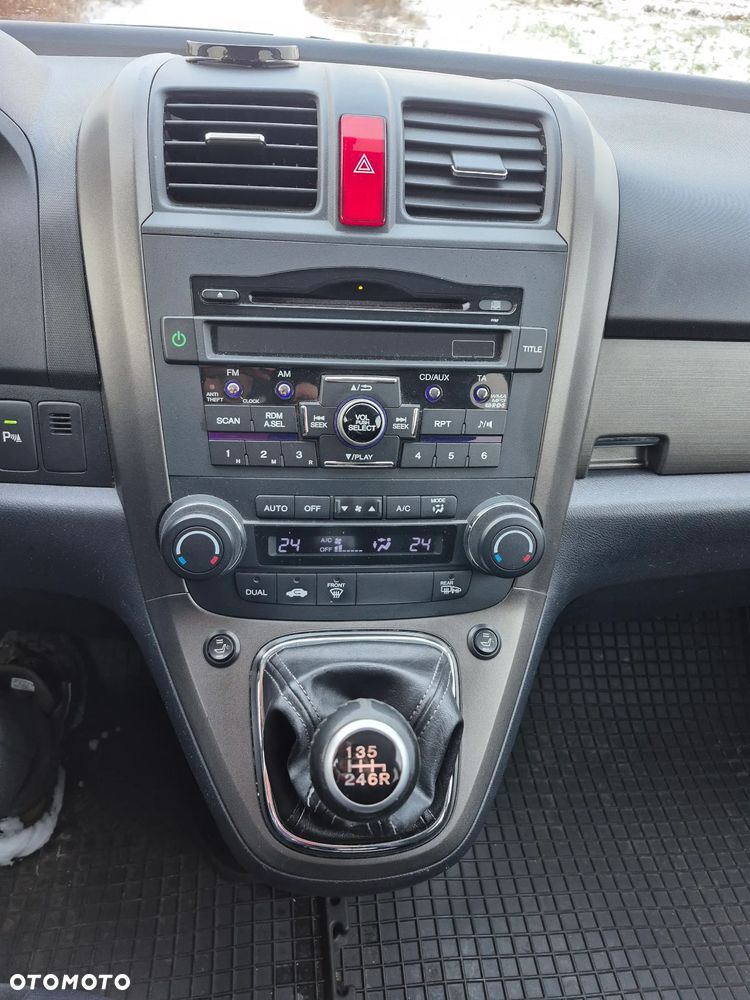 Honda CR-V 2.0i-VTEC Comfort 50 Jahre Edition - 13