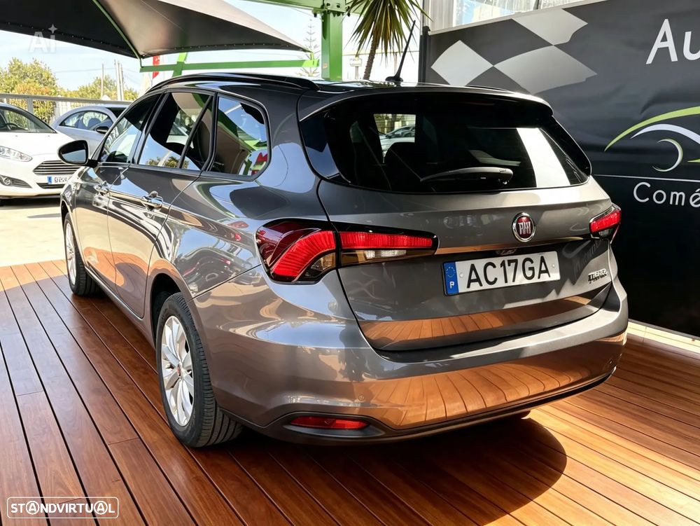 Fiat Tipo Station Wagon 1.3 M-Jet Lounge Tech - 8