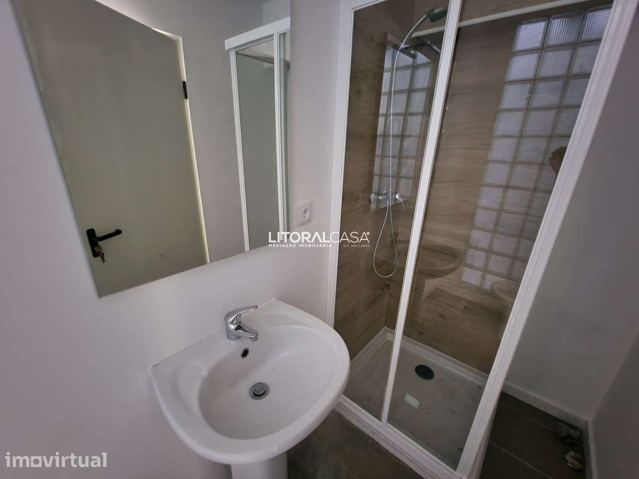Quarto com despesas incluídas - Centro de Aveiro - Grande imagem: 5/19