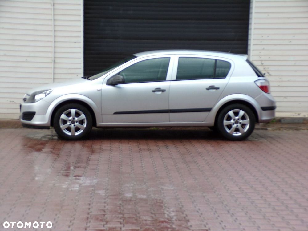 Opel Astra - 17