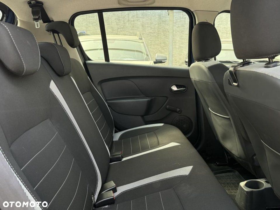 Dacia Sandero - 16