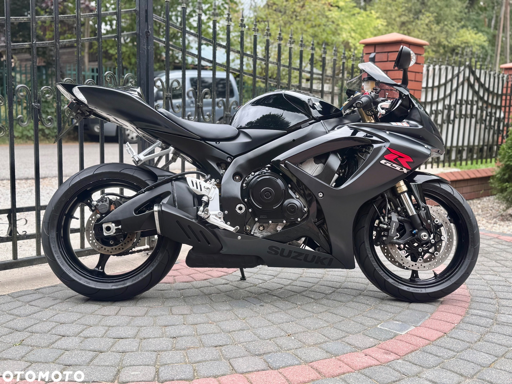 Suzuki GSX-R - 3