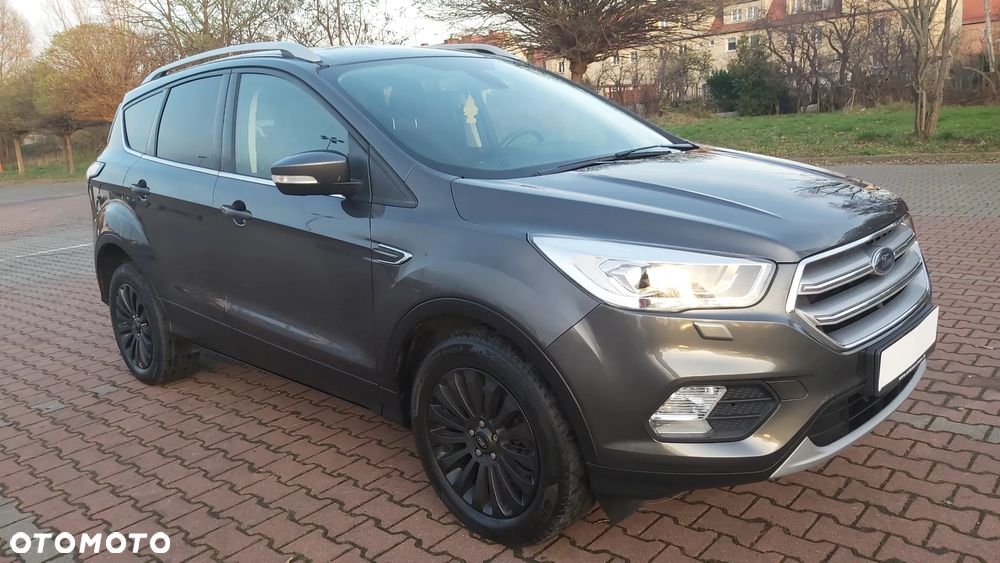 Ford Kuga 1.5 TDCi 2x4 Titanium - 17