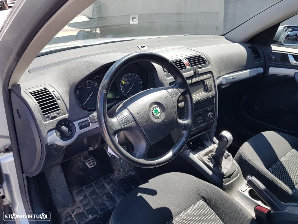Skoda Otavia Scout para peças - 3