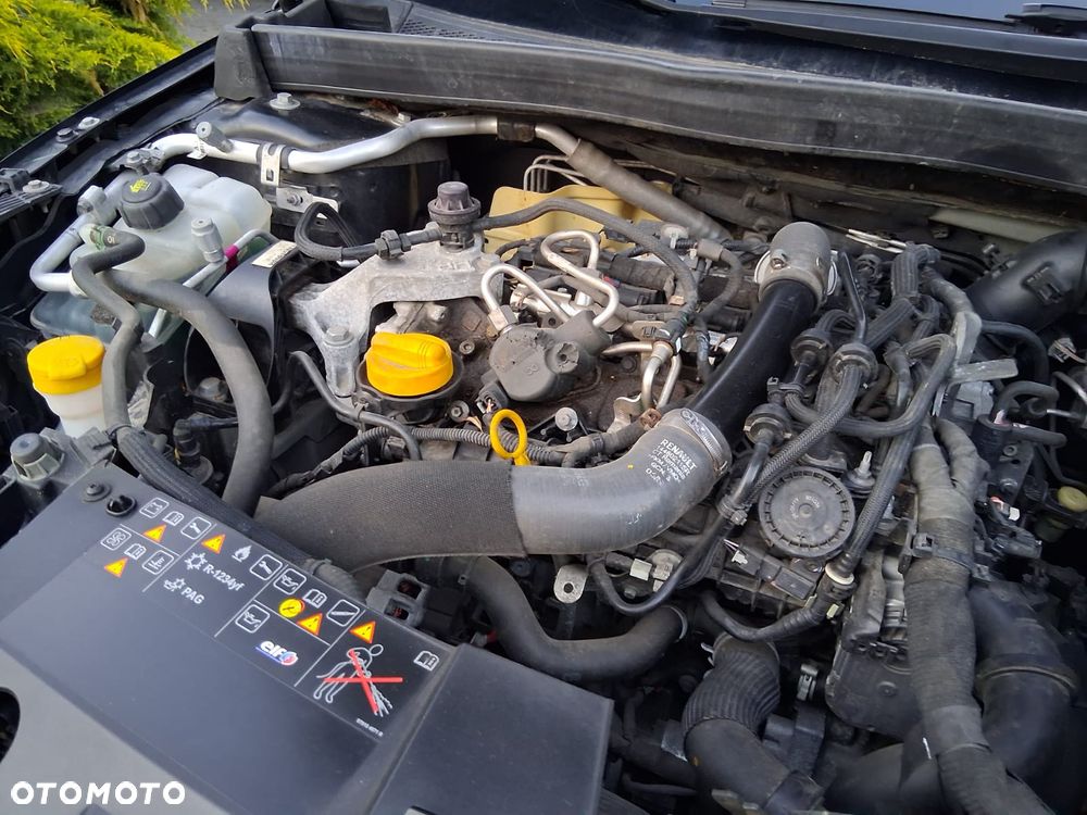 Renault Megane TCe 140 GPF EDC LIMITED - 11