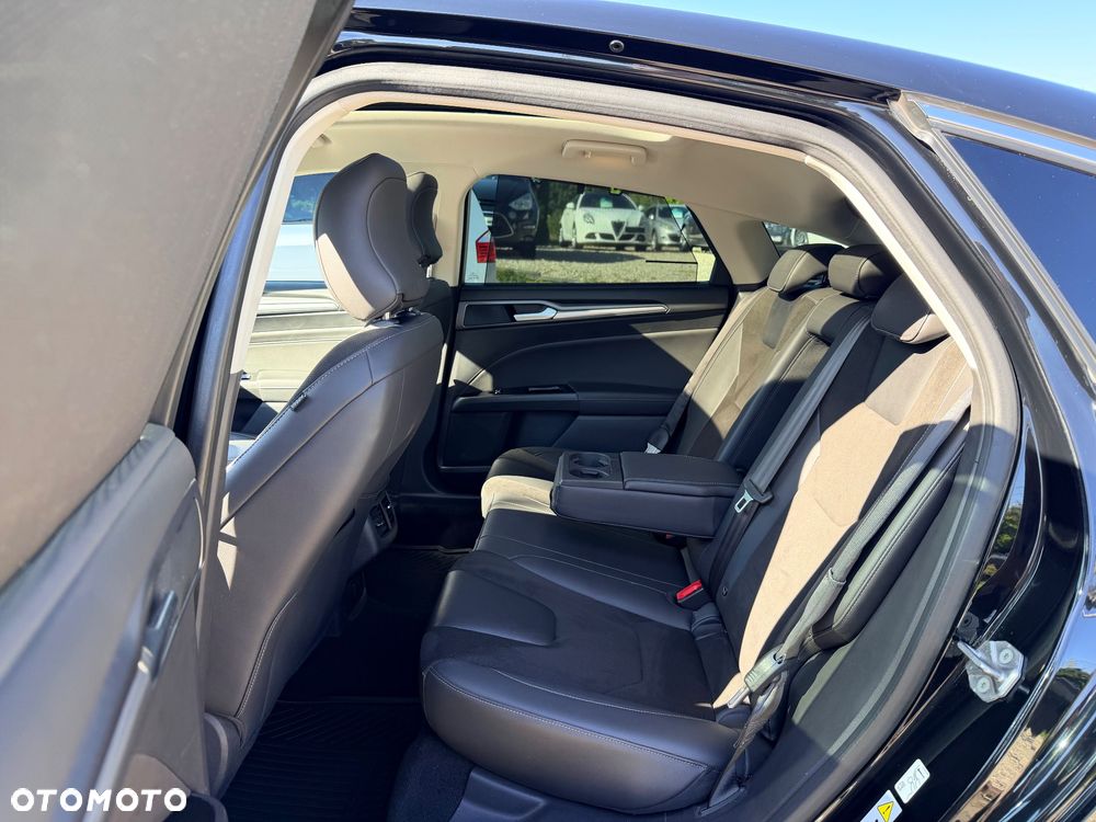 Ford Mondeo 2.0 TDCi STart-Stopp PowerShift-Aut Titanium - 18