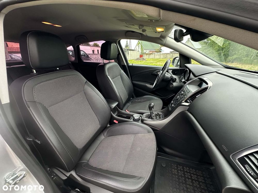Opel Astra 1.7 CDTI Cosmo - 8