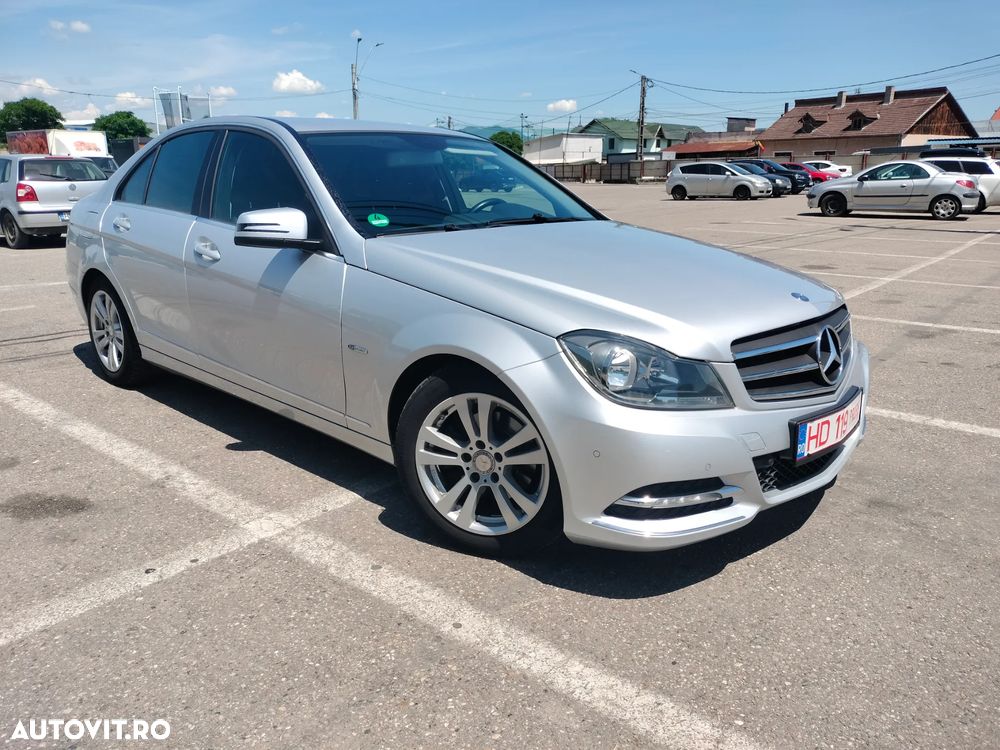 Mercedes-Benz C 180 BlueEFFICIENCY Avantgarde - 2