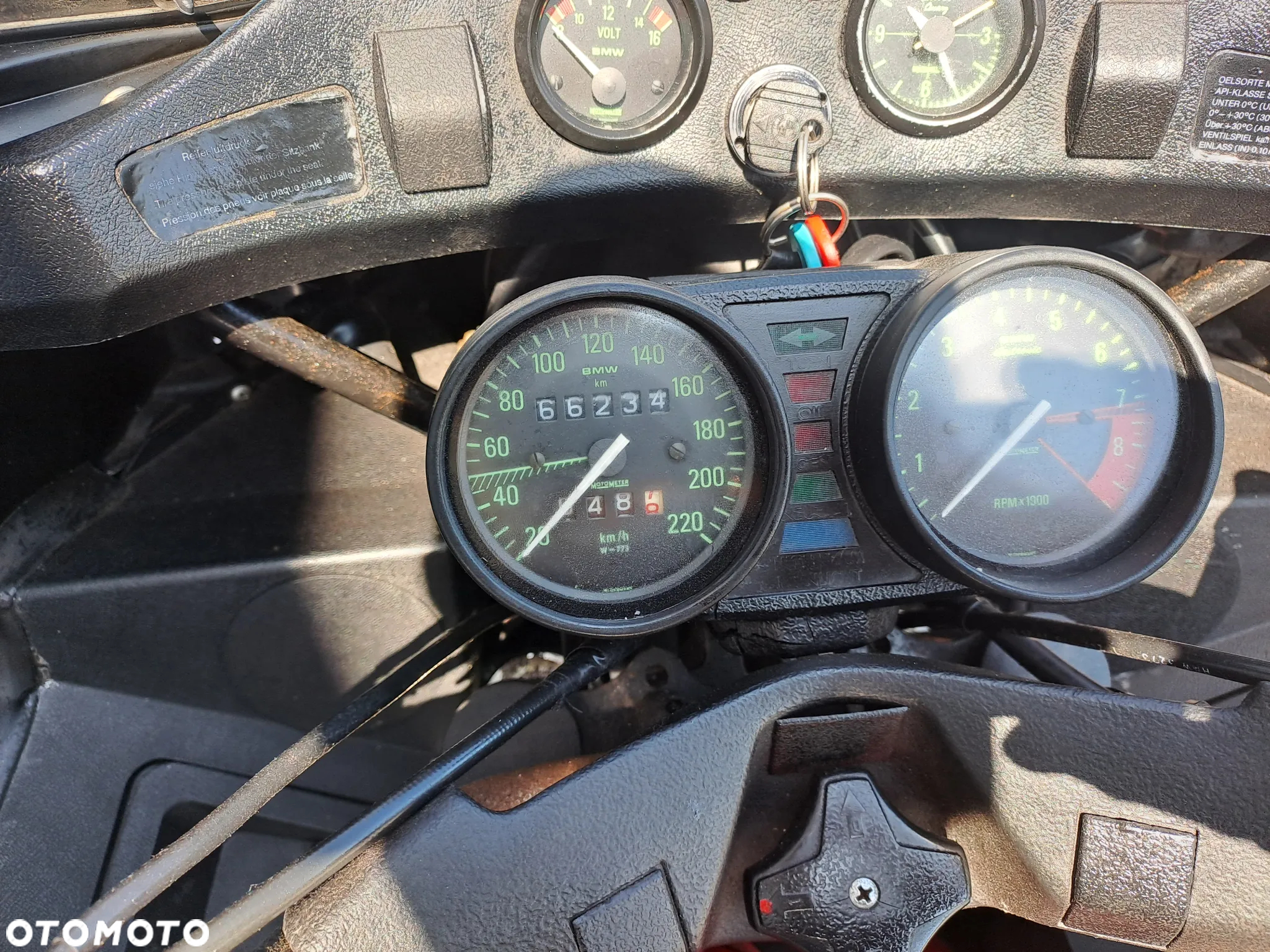 BMW R - 16