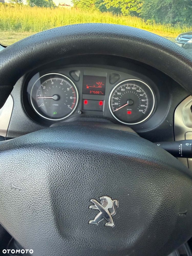 Peugeot 301 1.6 BlueHDi Active - 7