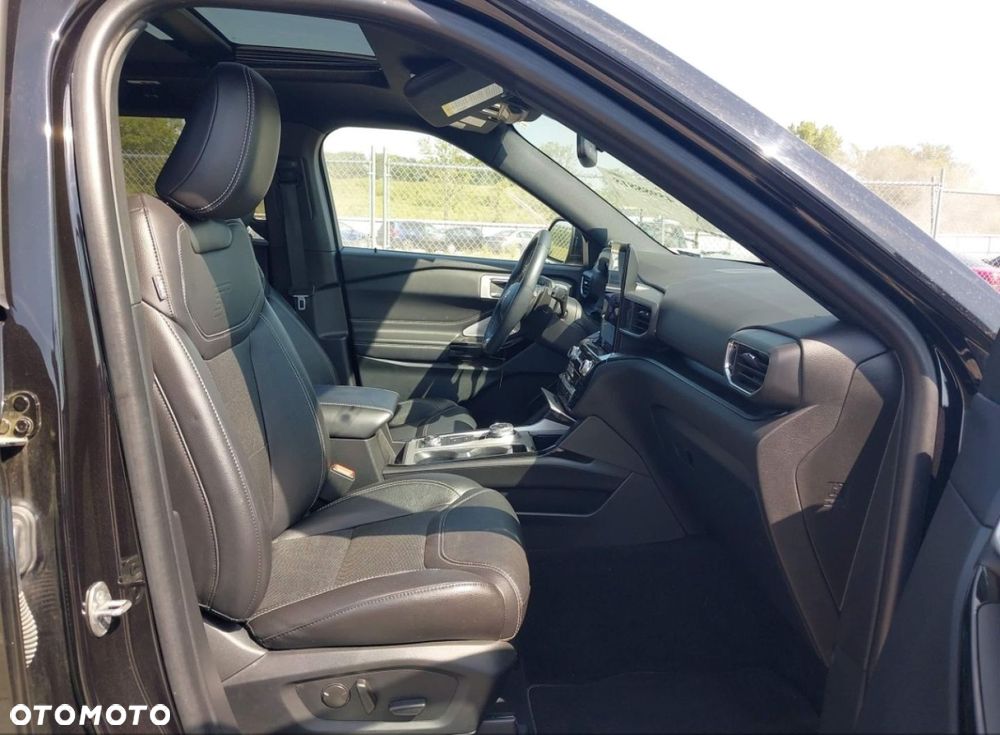 Ford Explorer - 9