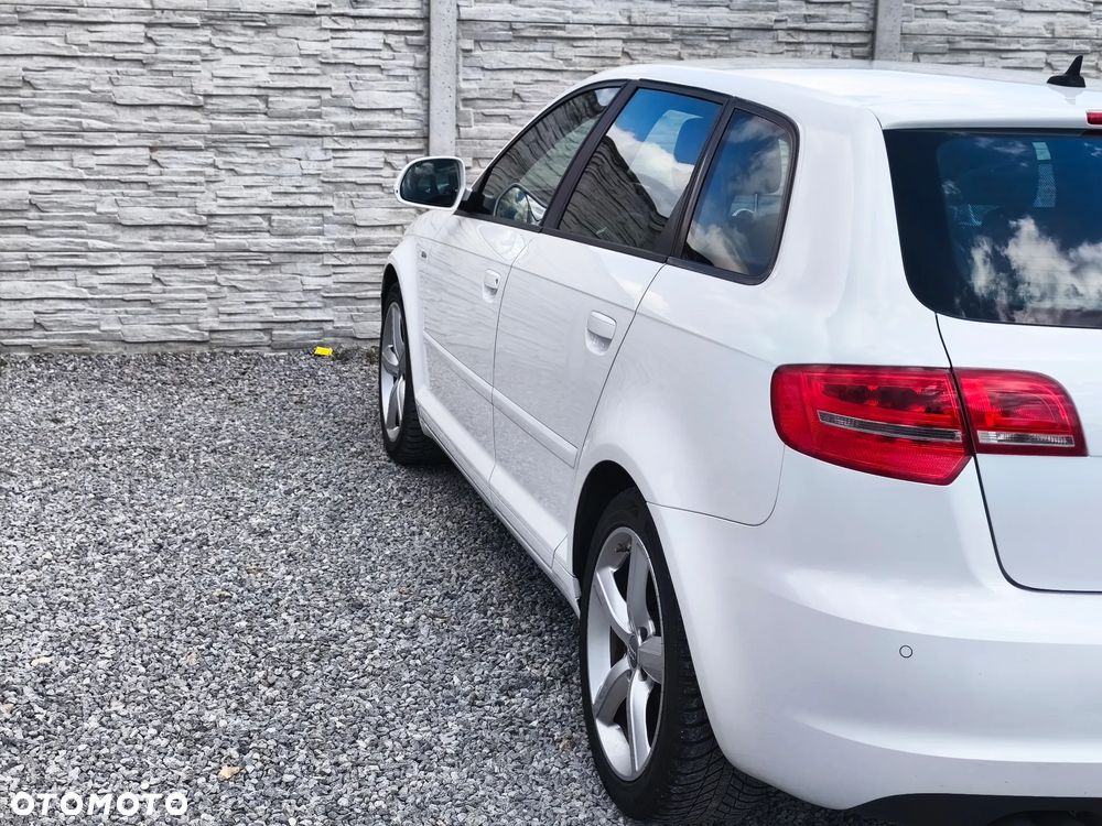 Audi A3 Sportback 2.0 TDI DPF (DSG) S tronic S line Sportpaket plus - 26