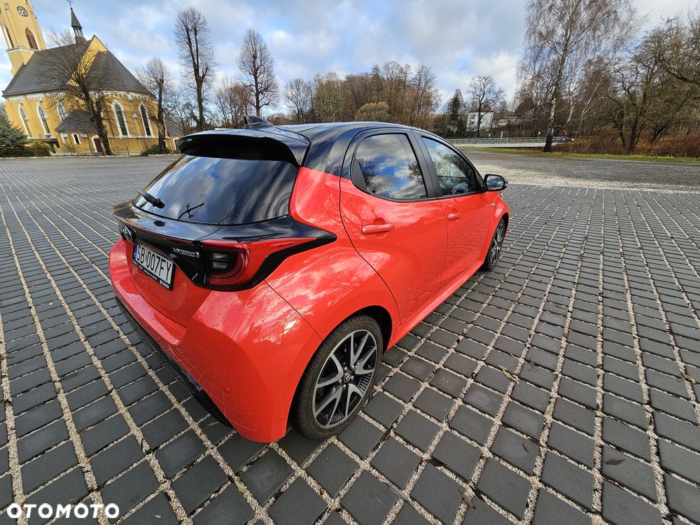 Toyota Yaris Hybrid 1.5 Premiere Edition - 6