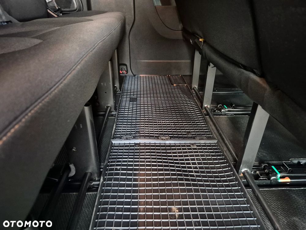 Renault Trafic Grand Combi Expression - 20