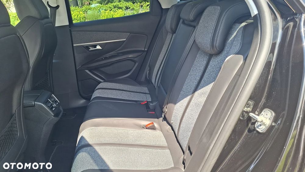 Peugeot 3008 - 24