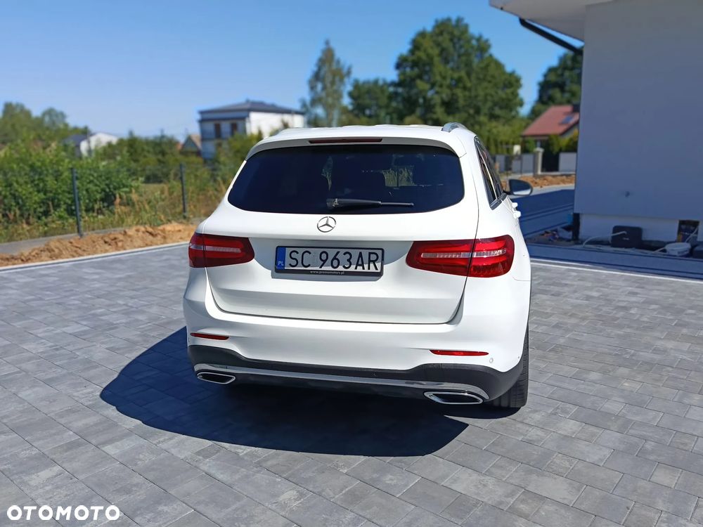 Mercedes-Benz GLC - 10