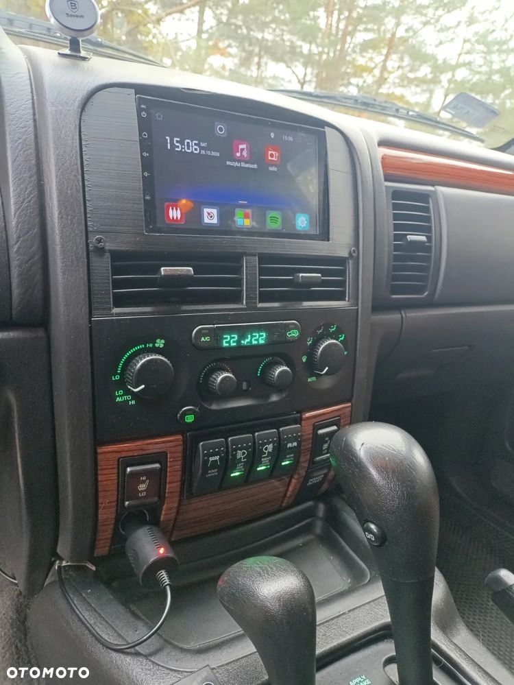 Jeep Grand Cherokee - 10