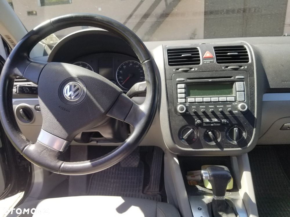 Volkswagen Jetta 2.0 Turbo FSI DSG Sportline - 7