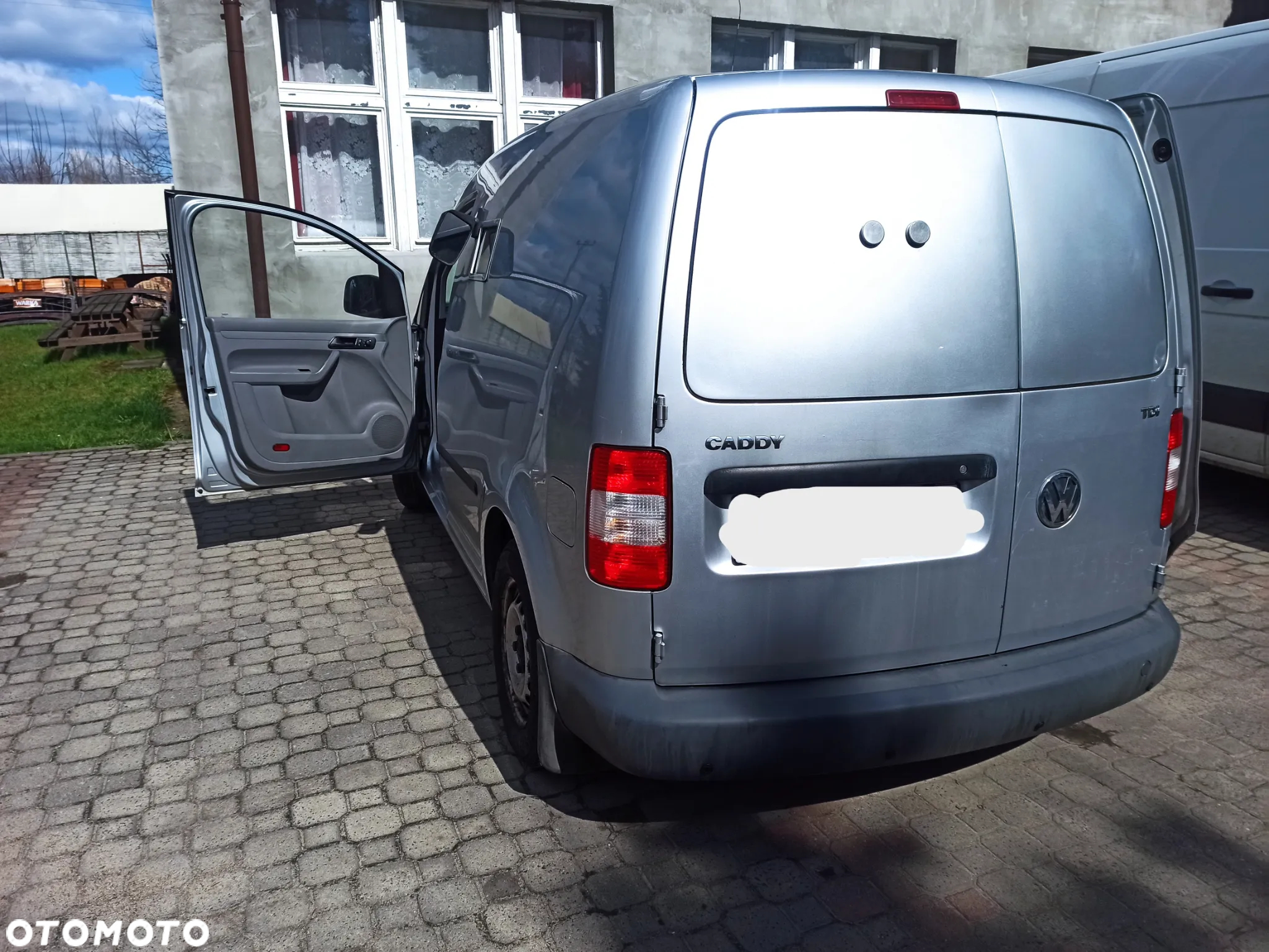 Volkswagen Caddy - 2