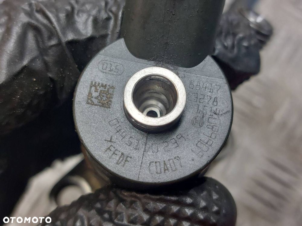 POMPA WTRYSKOWA + WTRYSKIWACZE FOCUS MK2 1.6 TDCI 9656300380 0445110239 - 8