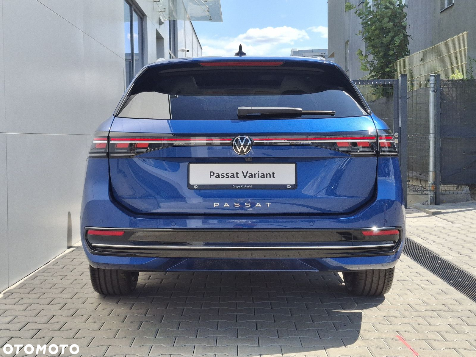 Volkswagen Passat 2.0 TDI SCR Elegance DSG - 9
