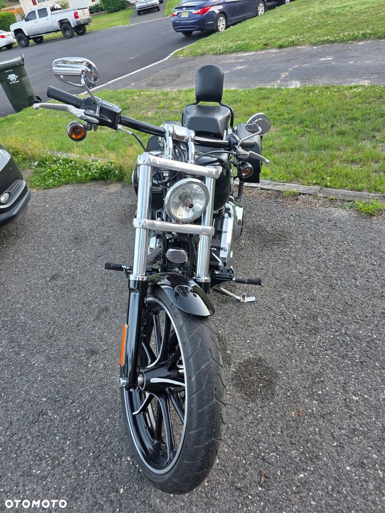 Harley-Davidson FXSB Breakout - 4