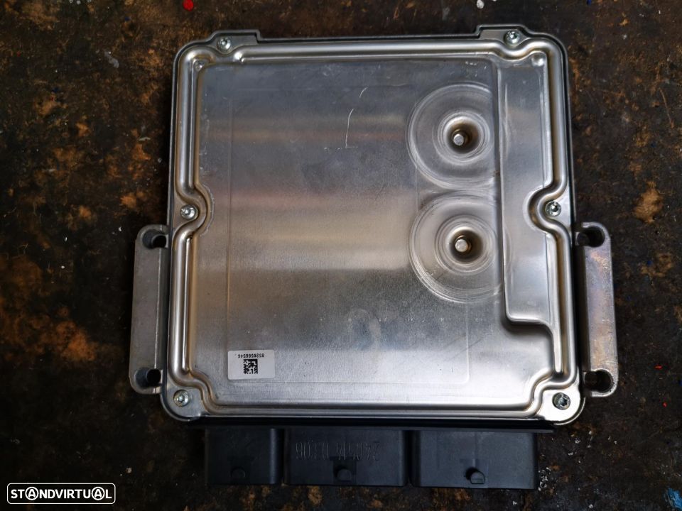 DACIA DUSTER 1.5 DCI CENTRALINA MOTOR BOSCH C011 - 4