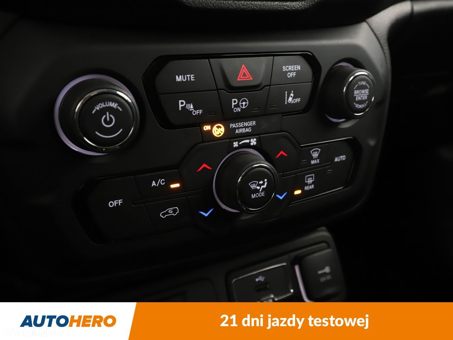 Jeep Renegade - 24