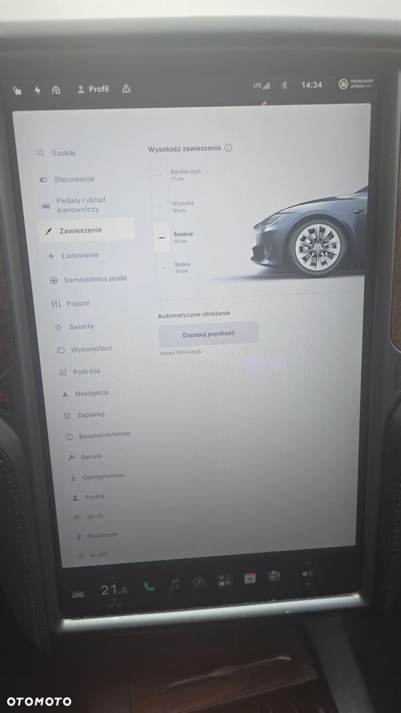 Tesla Model S - 29