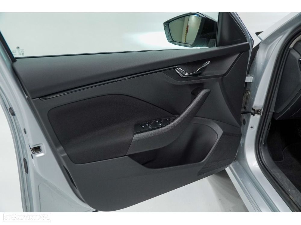 Skoda Kamiq 1.0 TSI Selection - 18