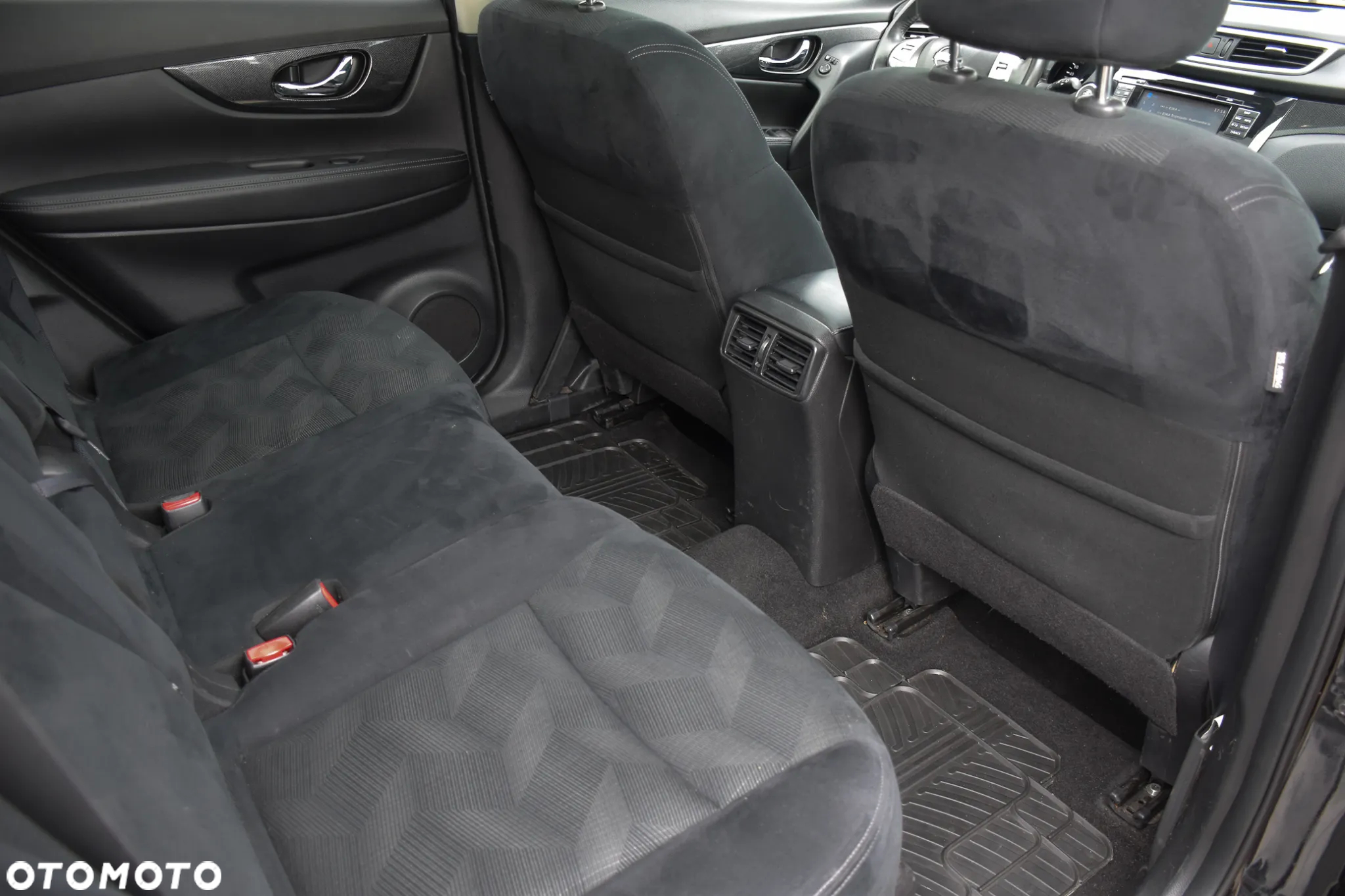 Nissan X-Trail 1.6 DIG-T Tekna - 33