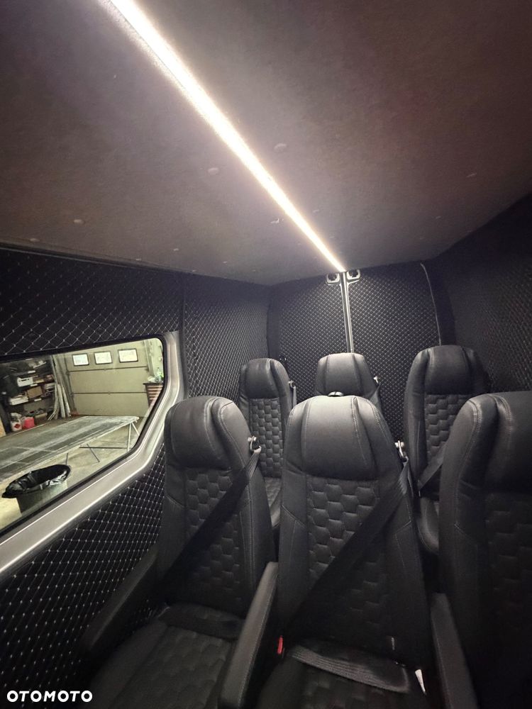 Renault Master Movano VIP zabudowa 9 osobowa - 13
