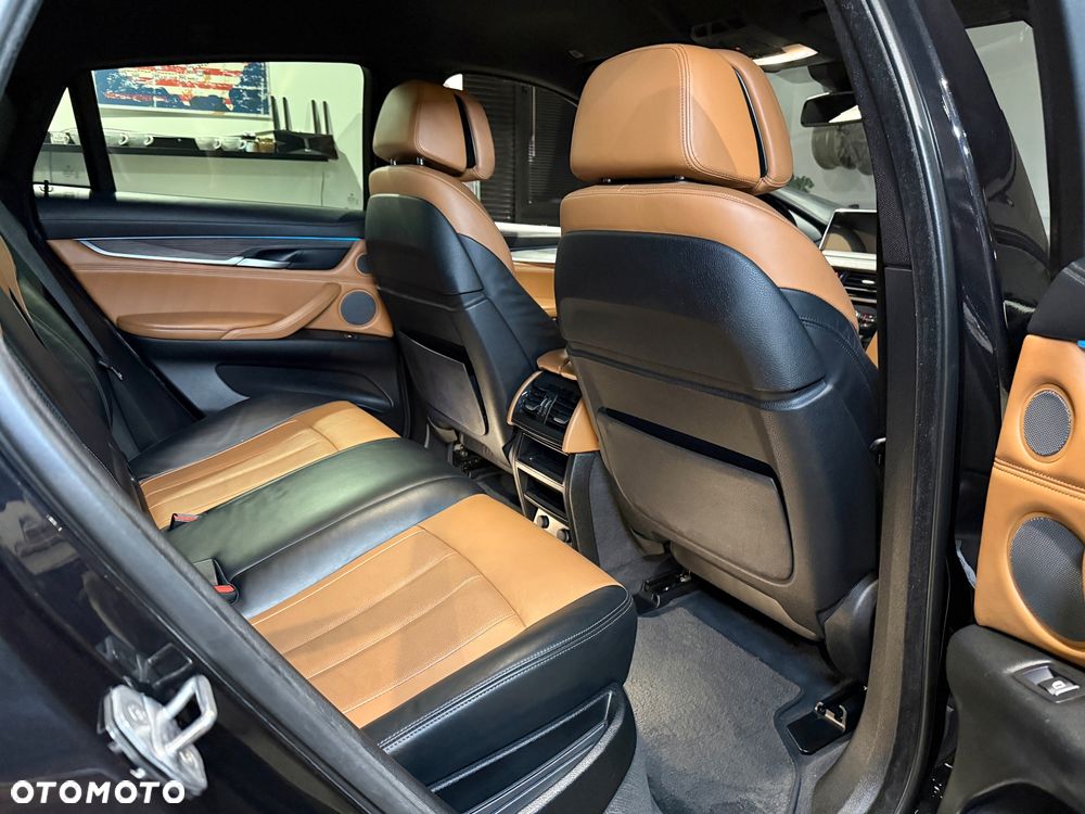 BMW X6M - 21