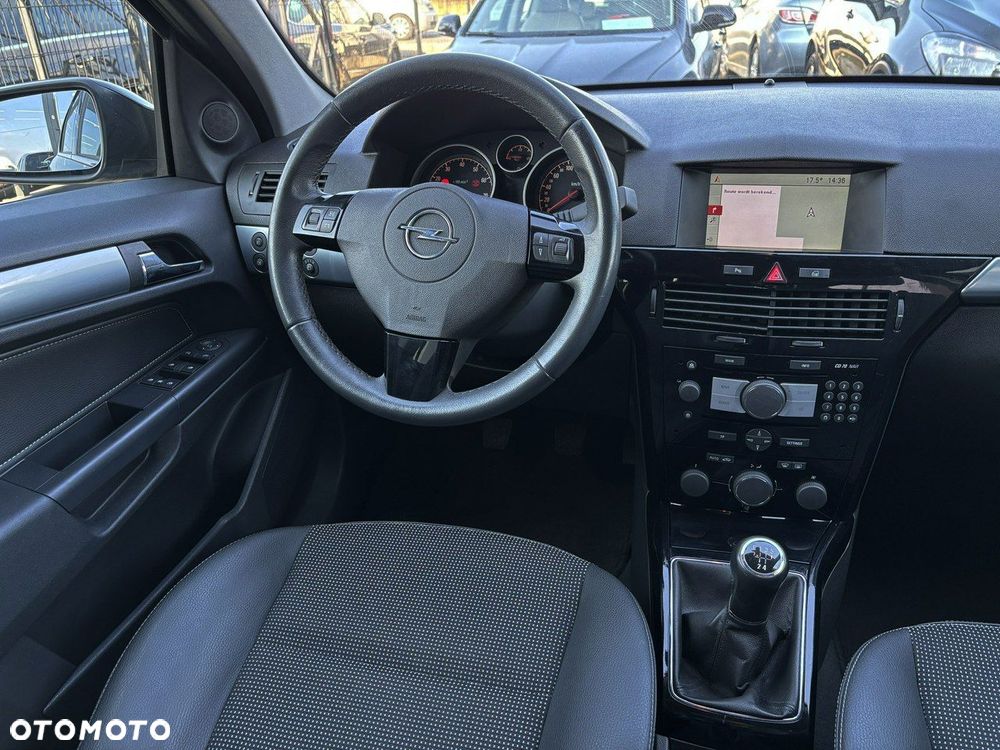 Opel Astra 1.4 Innovation 110 Jahre - 23