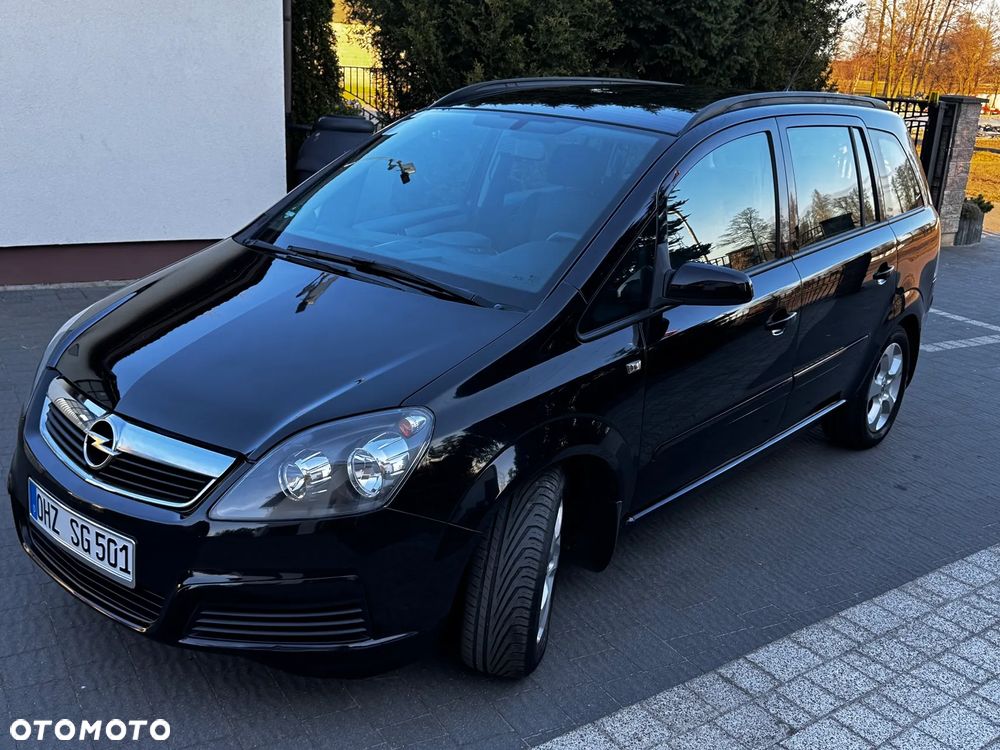 Opel Zafira - 1