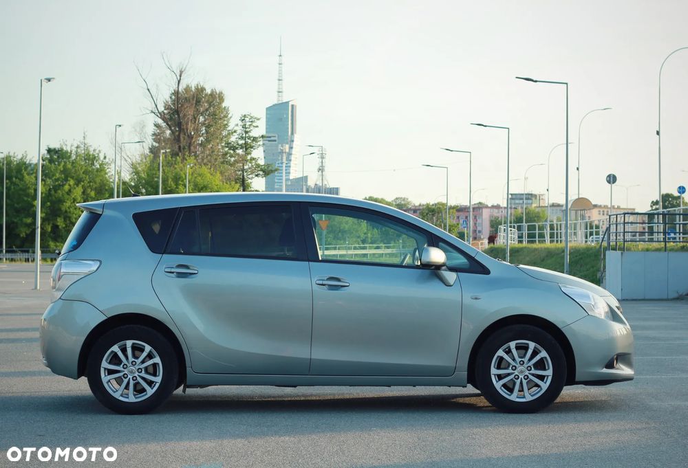 Toyota Verso 1.6 Sol EU5 7os - 5