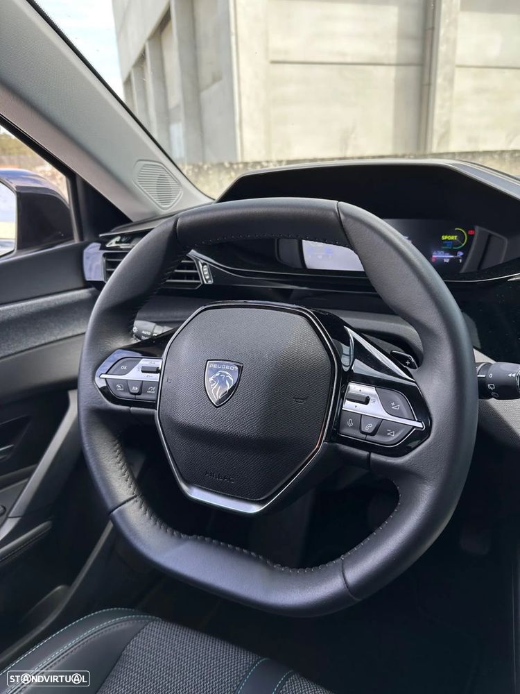 Peugeot 308 1.6 Hybrid Allure e-EAT8 - 30