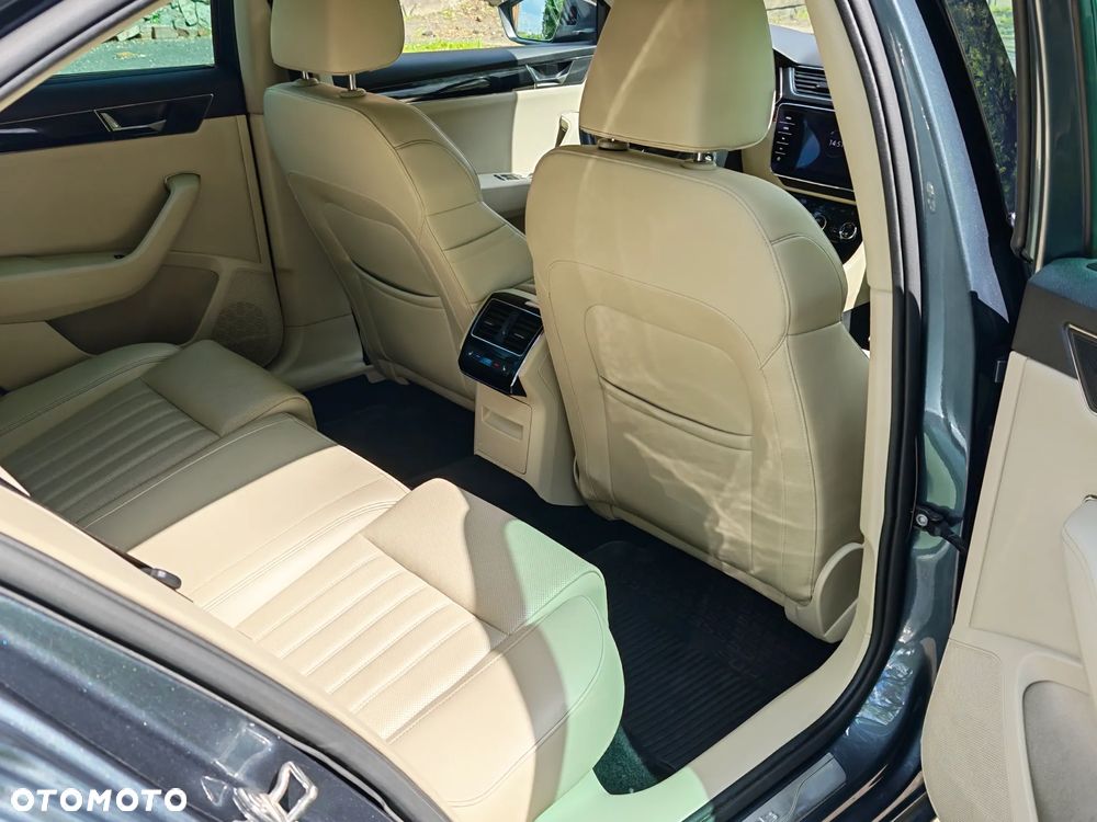 Skoda Superb 2.0 TSI 4x4 L&K DSG - 30