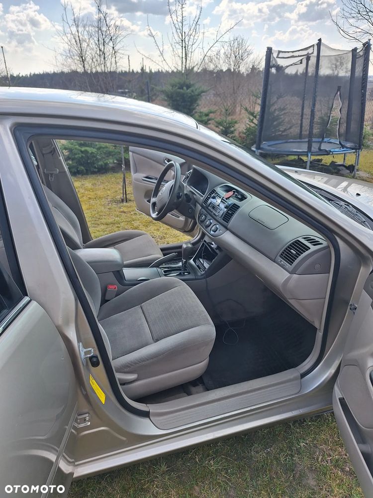 Toyota Camry 2005 photo 4