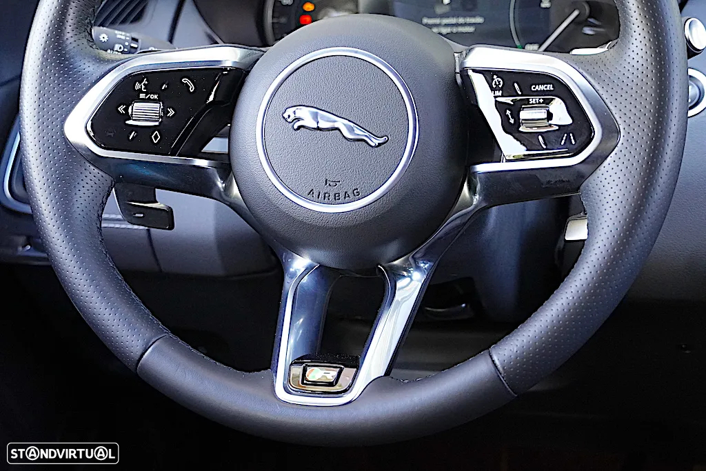 Jaguar E-Pace 1.5 P300e R-Dynamic S AWD Aut. - 30