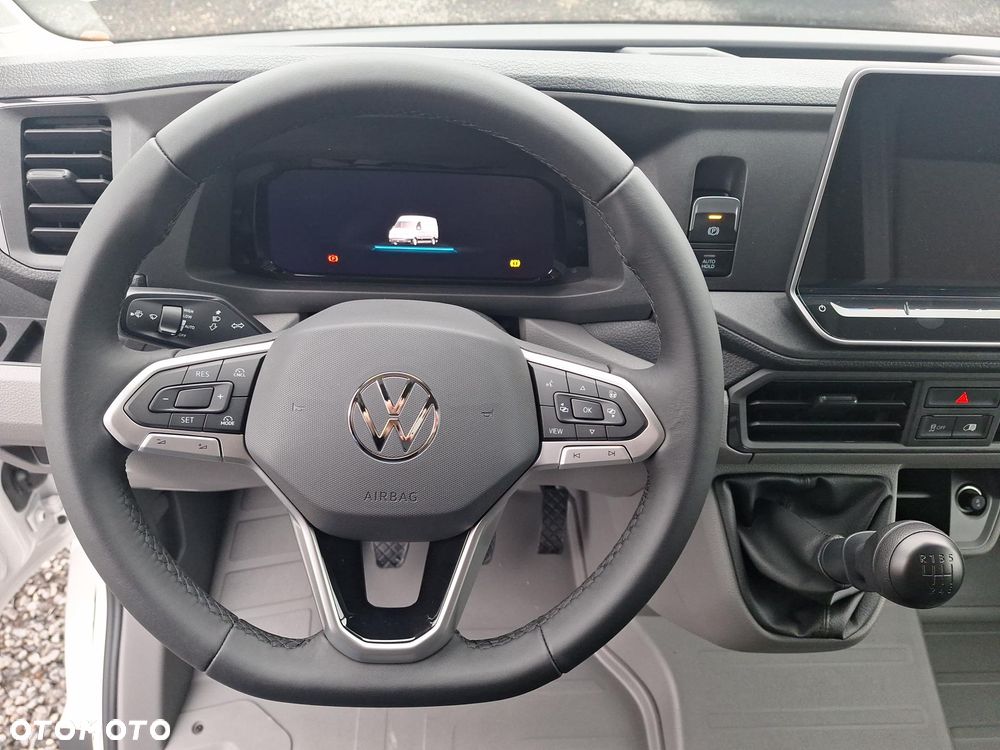 Volkswagen Crafter 35 furgon wysoki dach, 2,0 TDI 177KM, przedni, 6-bieg manualna 3640 mm, Euro 6 - 13