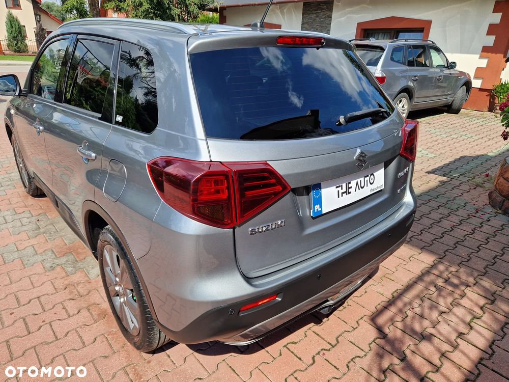Suzuki Vitara 1.4 Boosterjet Premium 4WD - 32